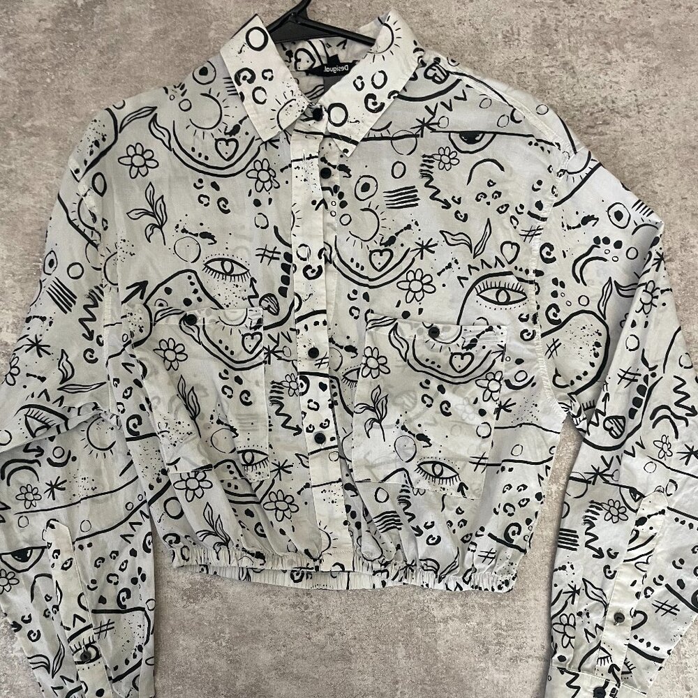 Cropped Long Sleeve Top
